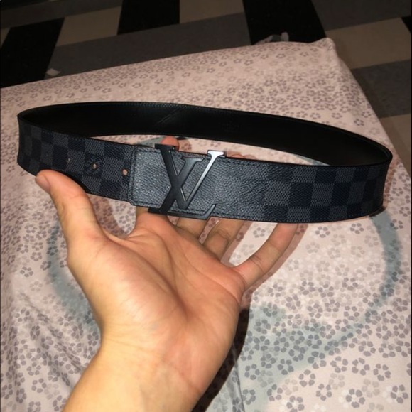 Louis Vuitton belt - Picture 2 of 4
